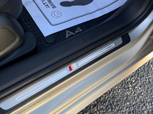 Used 2017 Audi A4 2.0T Premium Plus image 17