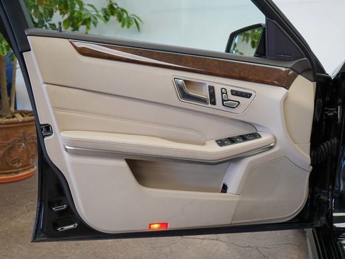 Used 2016 Mercedes-Benz E 350 image 34