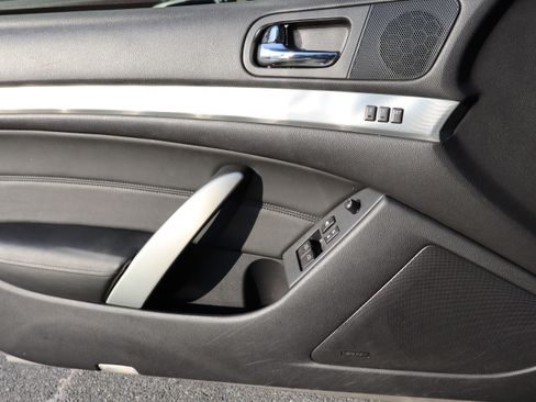 Used 2013 INFINITI G37 image 18