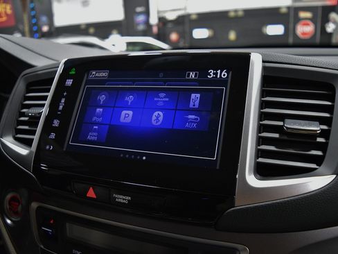 Used 2016 Honda Pilot EX-L image 28