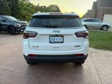 Used 2022 Jeep Compass Latitude image 5