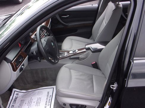 Used 2011 BMW 328i xDrive Sedan AWD/4WD image 20