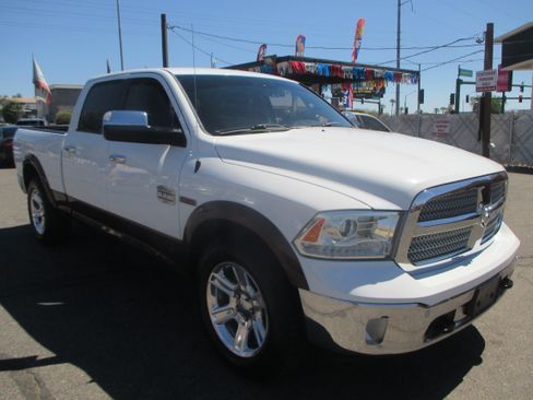 Used 2014 RAM 1500 4x4 Crew Cab Longhorn image 5