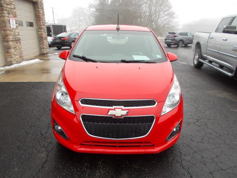 Used 2014 Chevrolet Spark LT image 2