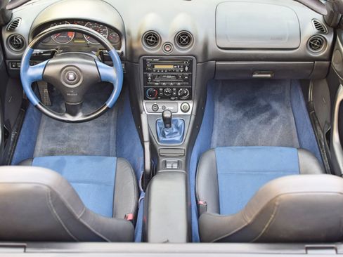 Used 1999 MAZDA MX-5 Miata 10th Anniversary Edition image 20