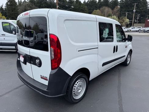 Used 2021 RAM ProMaster City Tradesman image 7