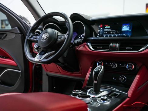 Used 2020 Alfa Romeo Stelvio Sport image 57