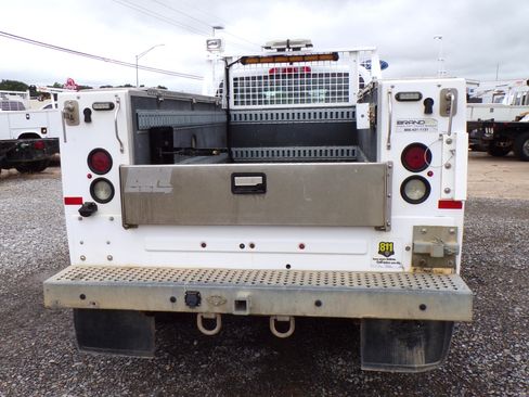 Used 2018 Chevrolet Silverado 2500 LT image 14