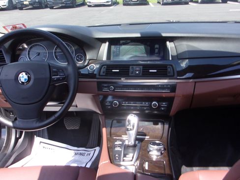 Used 2014 BMW 528i xDrive Sedan AWD/4WD image 28