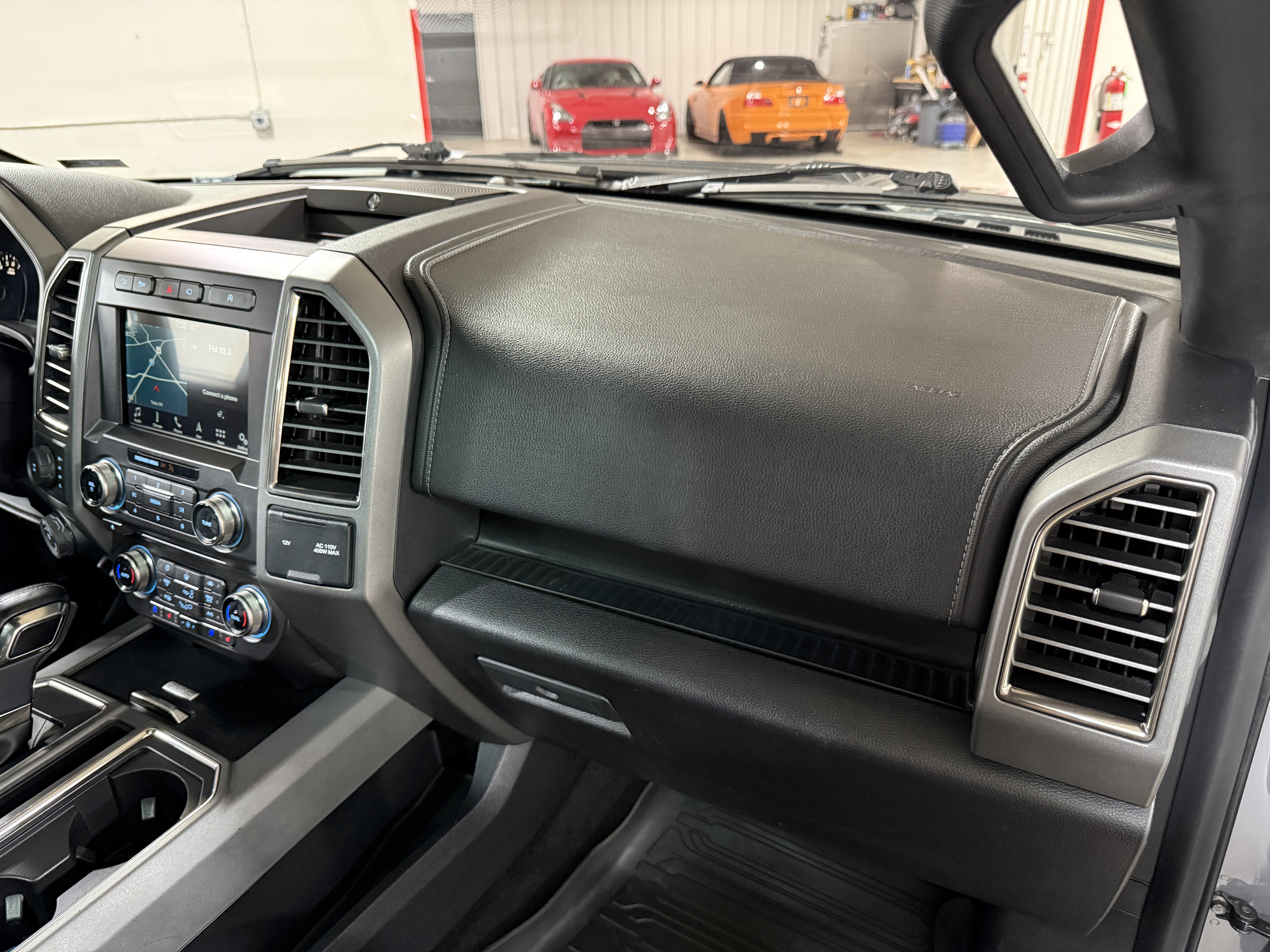 Used 2018 Ford F150 4x4 Crew Cab Raptor image 25