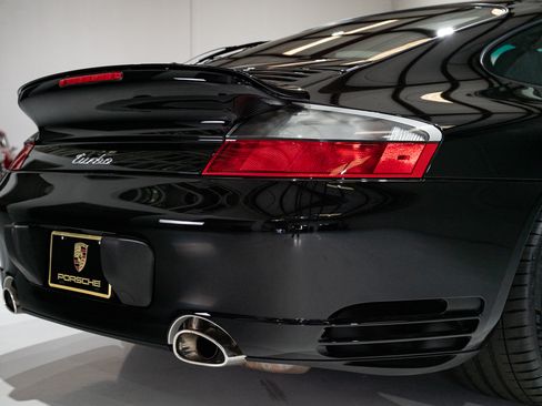 Used 2001 Porsche 911 Turbo Coupe AWD/4WD image 43