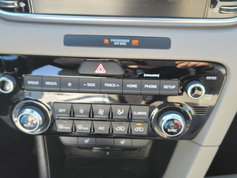 Used 2021 Kia Sportage S image 18