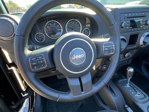Used 2016 Jeep Wrangler Sport AWD/4WD image 11