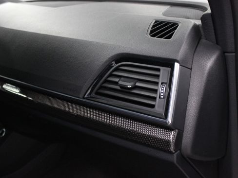 Used 2023 Audi SQ5 Premium image 38