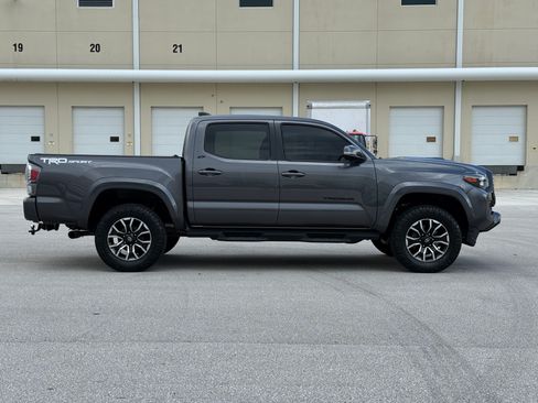 Used 2021 Toyota Tacoma TRD Sport RWD image 10
