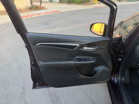 Used 2017 Honda Fit EX image 14