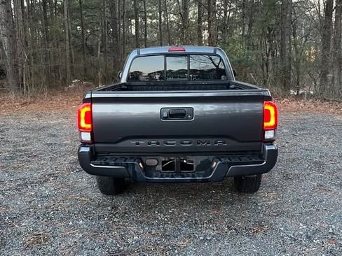 Used 2021 Toyota Tacoma SR image 18