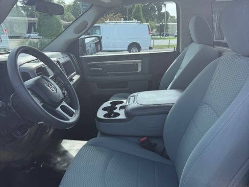 Used 2018 RAM 1500 2WD Regular Cab ST image 9