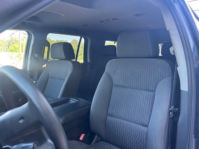 Used 2018 Chevrolet Tahoe AWD/4WD image 16