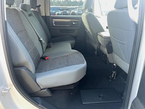 Used 2019 RAM 1500 Big Horn image 22