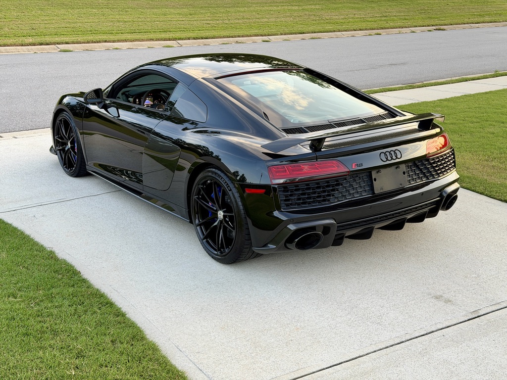 Used 2021 Audi R8 V10 performance quattro Coupe AWD/4WD image 12