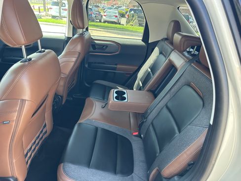 Used 2024 Ford Bronco Sport Outer Banks AWD/4WD image 12