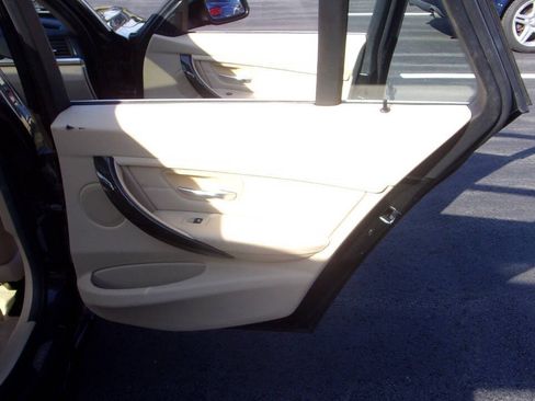 Used 2015 BMW 328i xDrive image 32