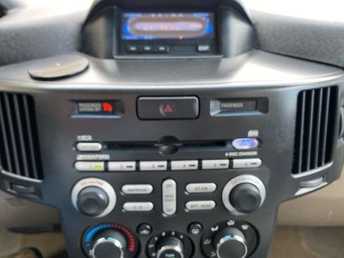 Used 2007 Mitsubishi Endeavor SE image 20