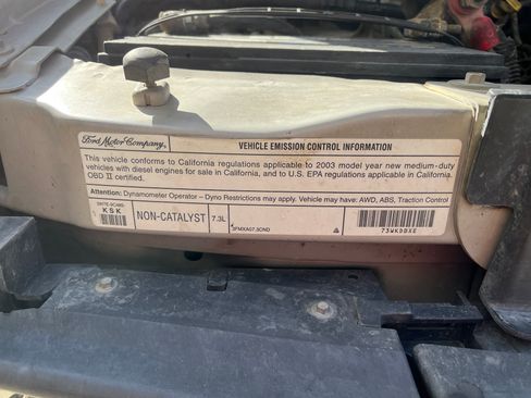 Used 2003 Ford E-350 and Econoline 350 image 39