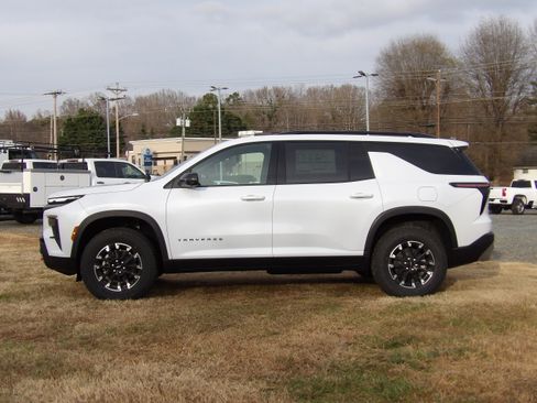 New 2026 Chevrolet Traverse Z71 image 9