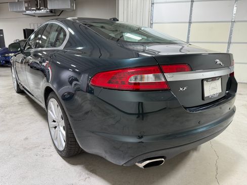 Used 2010 Jaguar XF Premium RWD image 7