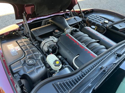 Used 2003 Chevrolet Corvette image 38