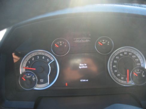 Used 2015 RAM 1500 Laramie image 10