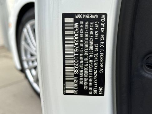 Used 2020 Porsche Panamera 2 wheel drive image 36