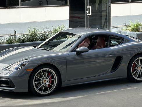 Used 2024 Porsche 718 Cayman GTS image 78