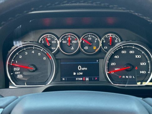 Used 2021 Chevrolet Silverado 1500 LT Trail Boss image 33