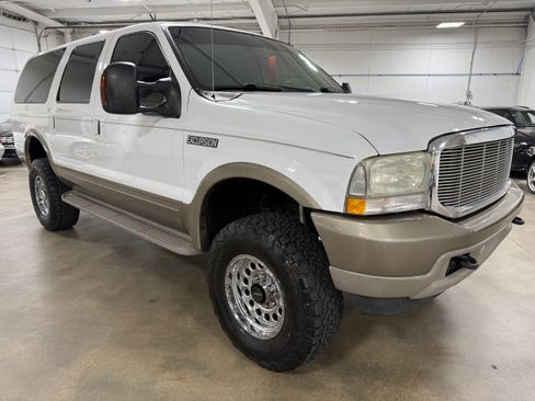 Used 2004 Ford Excursion 4WD Eddie Bauer image 1