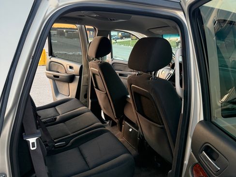 Used 2012 Chevrolet Tahoe LS image 16