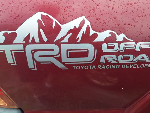 Used 2005 Toyota Tacoma TRD Off-Road image 2