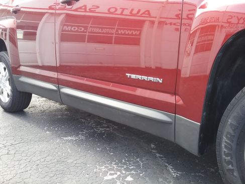 Used 2016 GMC Terrain SLE image 21