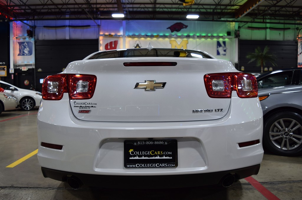 Used 2015 Chevrolet Malibu LTZ FWD image 9