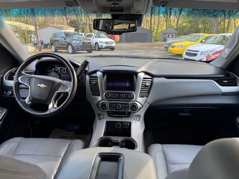 Used 2015 Chevrolet Tahoe LT image 19