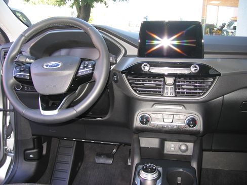 Used 2023 Ford Escape Active image 8