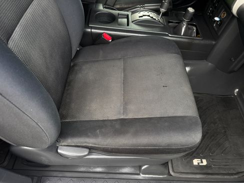 Used 2014 Toyota FJ Cruiser AWD/4WD image 71