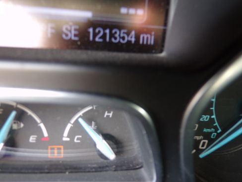 Used 2012 Ford Focus SEL Hatchback FWD image 12