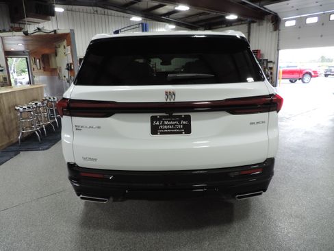 Used 2026 Buick Enclave AWD Sport Touring image 18