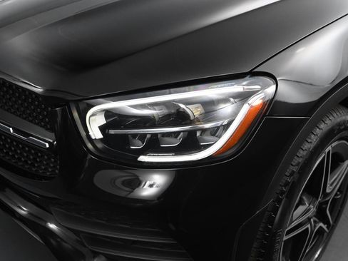 Used 2020 Mercedes-Benz GLC 300 image 9