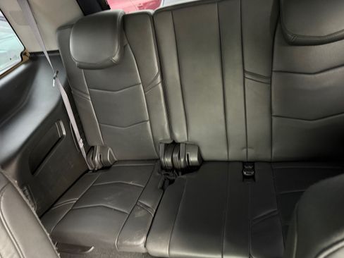 Used 2016 Cadillac Escalade Premium Luxury image 11