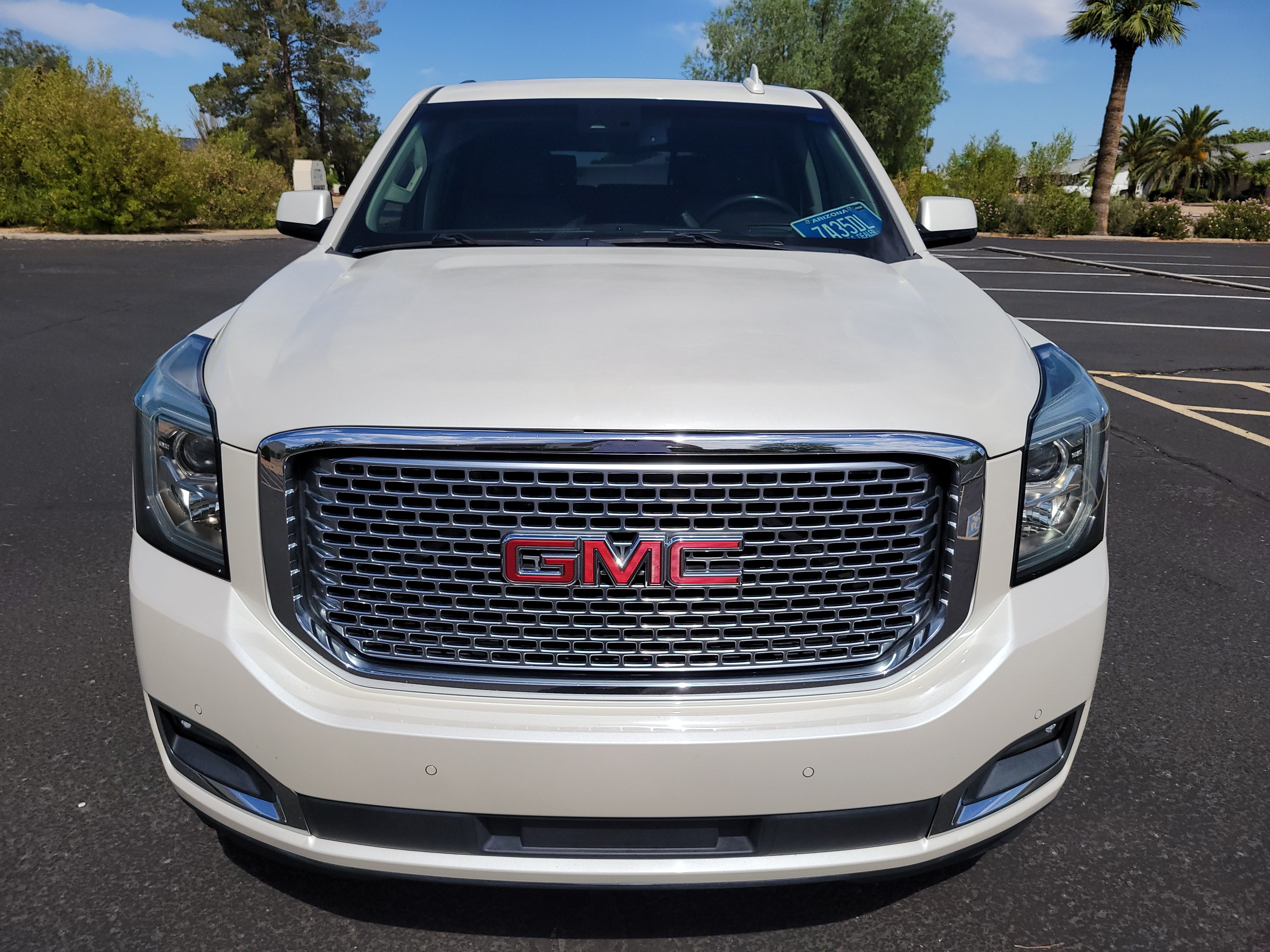 Used 2015 GMC Yukon Denali Ultimate AWD/4WD image 4