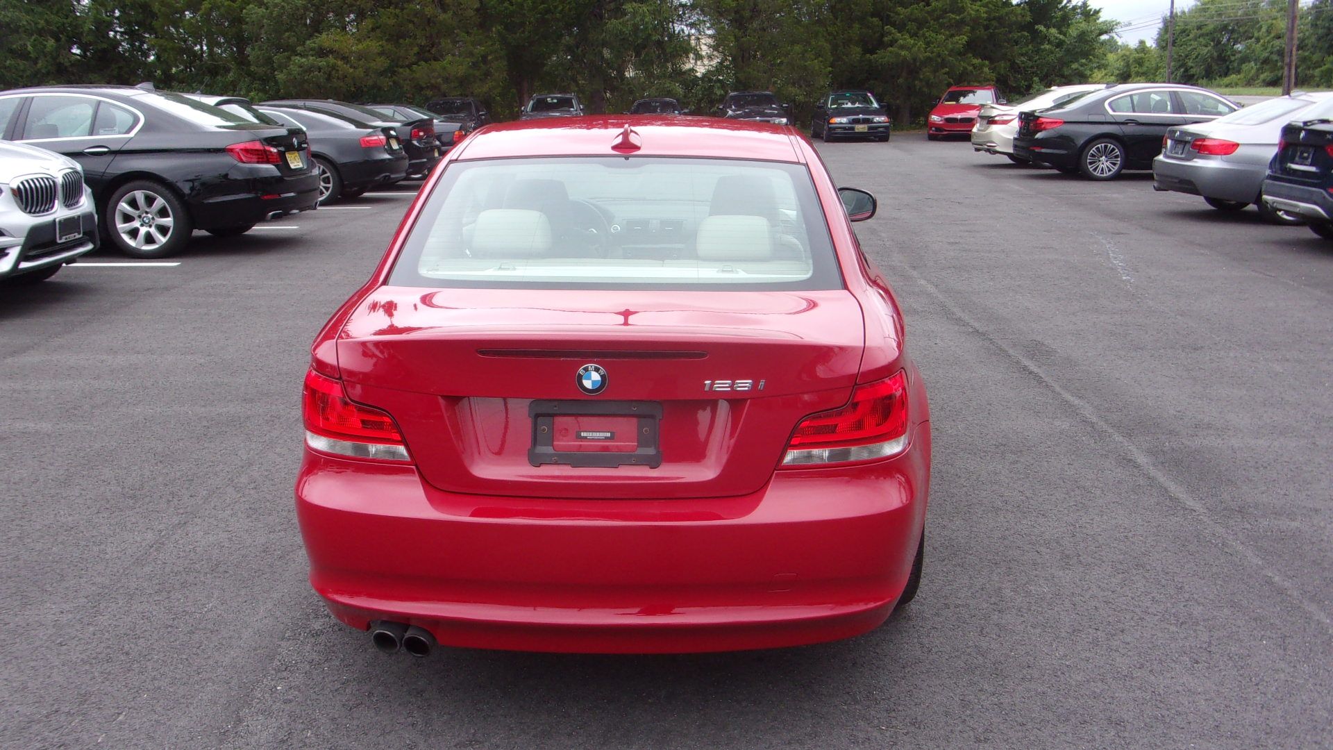 Used 2012 BMW 128i Coupe RWD image 9